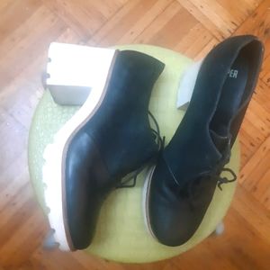 Camper Platform Oxfords in black and white 39